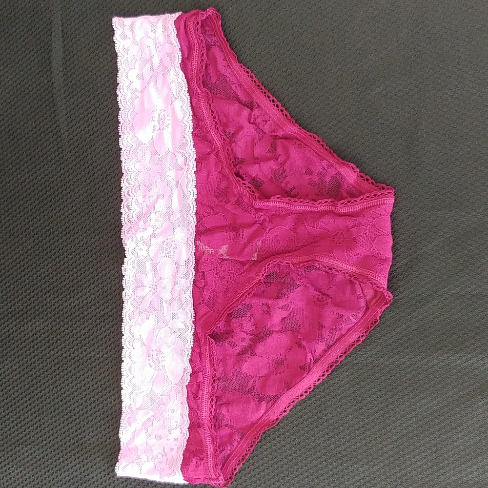Victoria's Secret Two Tone Lace Hipster Panties
